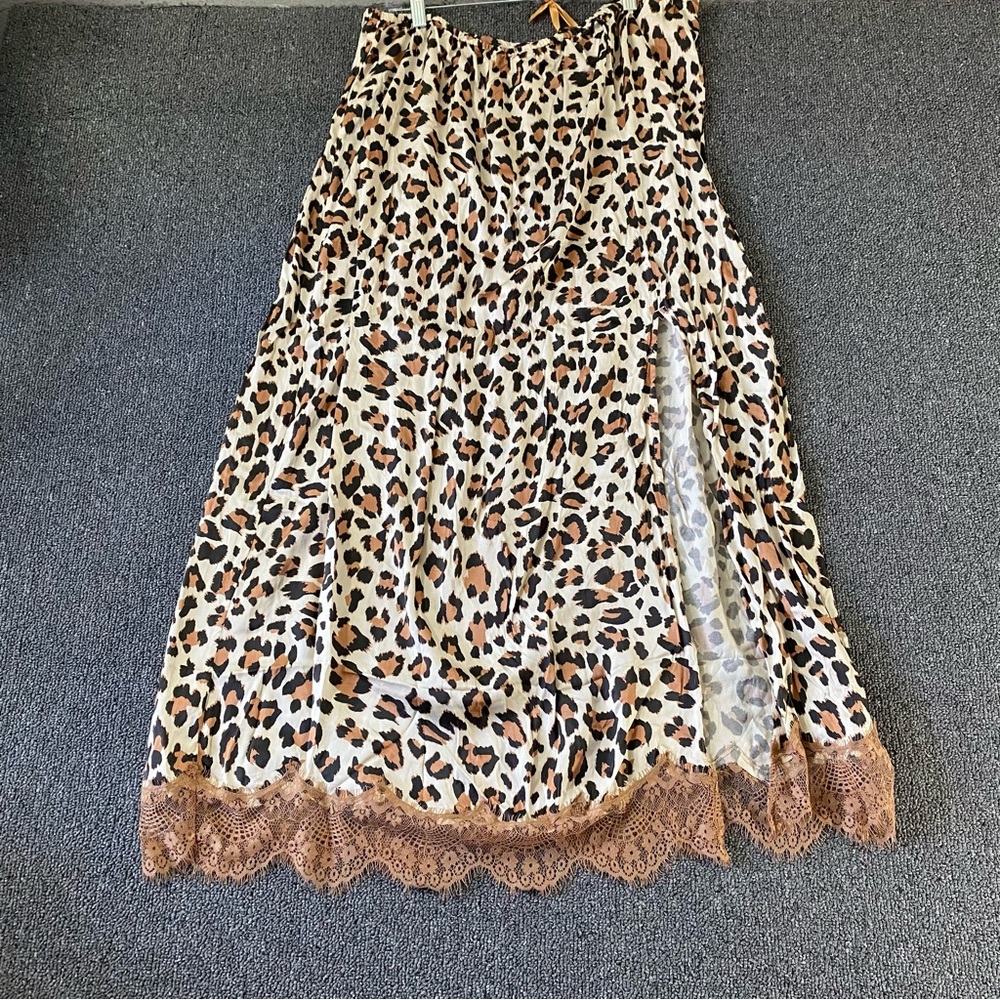 NEW Aerie Leopard Print Maxi Skirt with Brown Lace Trim